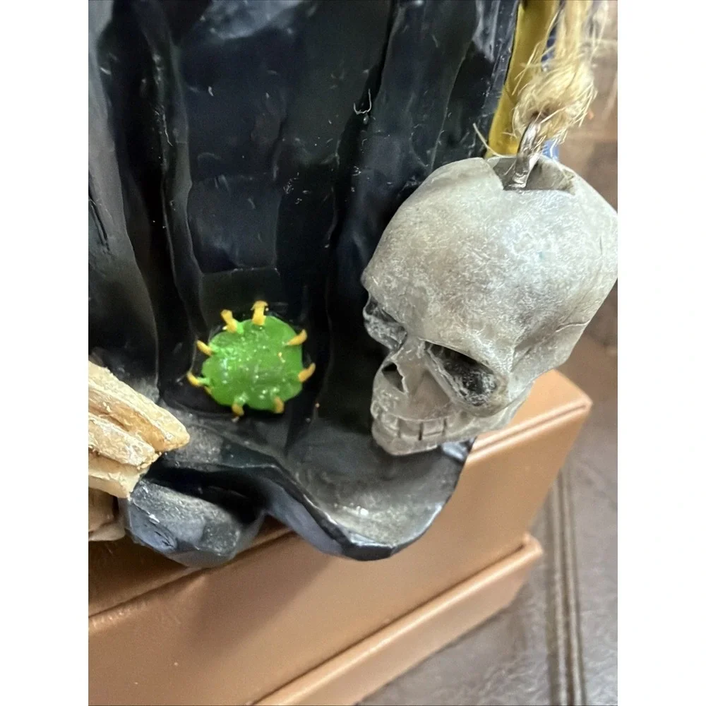 Vtg‎ Halloween Witch Crystal Ball Black Cat Water Snow Globe Tabletop Skull Read